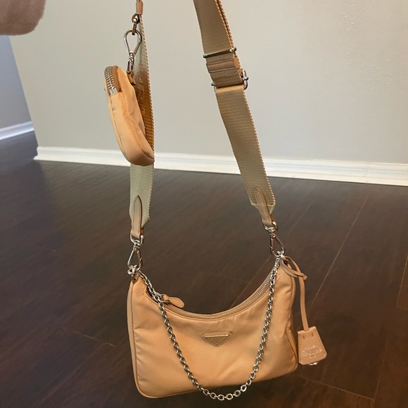 Prada Re-edition Nylon bag in cammeo beige. - Picture 1 of 9